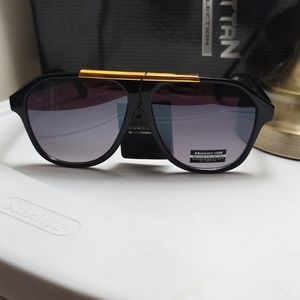 Creative Shades: Urban Sunglasses for Artists Purple Lenses